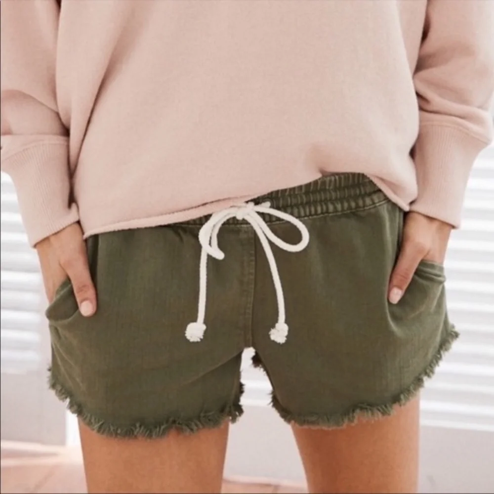 ✨BRAND NEW✨ Aerie Green Drawstring Shorts - Picture 1 of 2